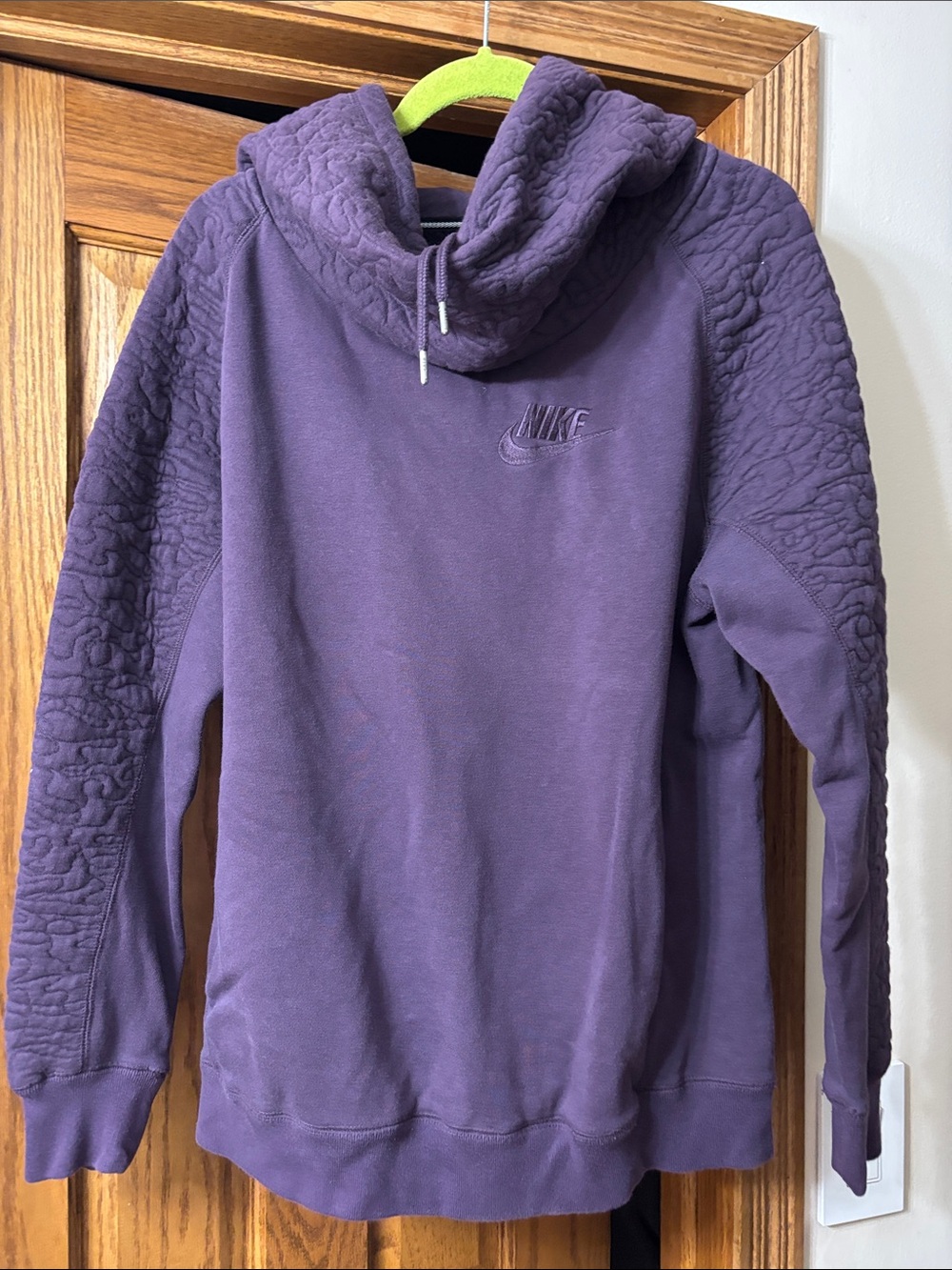 Nike Purple Quilted-Sleeve Pullover Hoodie